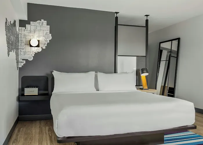 Отель Aloft Chicago Schaumburg